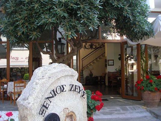 Xenios Zeus Hotel Ouranoupoli Exterior photo