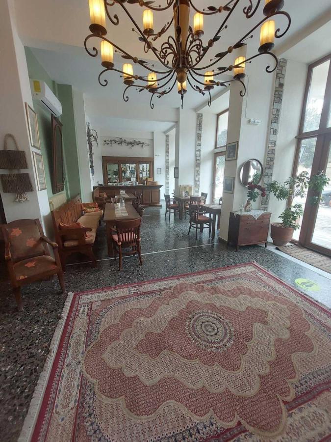 Xenios Zeus Hotel Ouranoupoli Exterior photo
